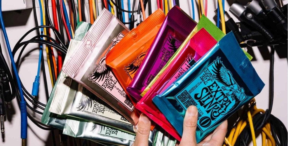 Slinky by Ernie Ball – a set of strings for every guitar player