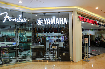 Dubai Mall music store